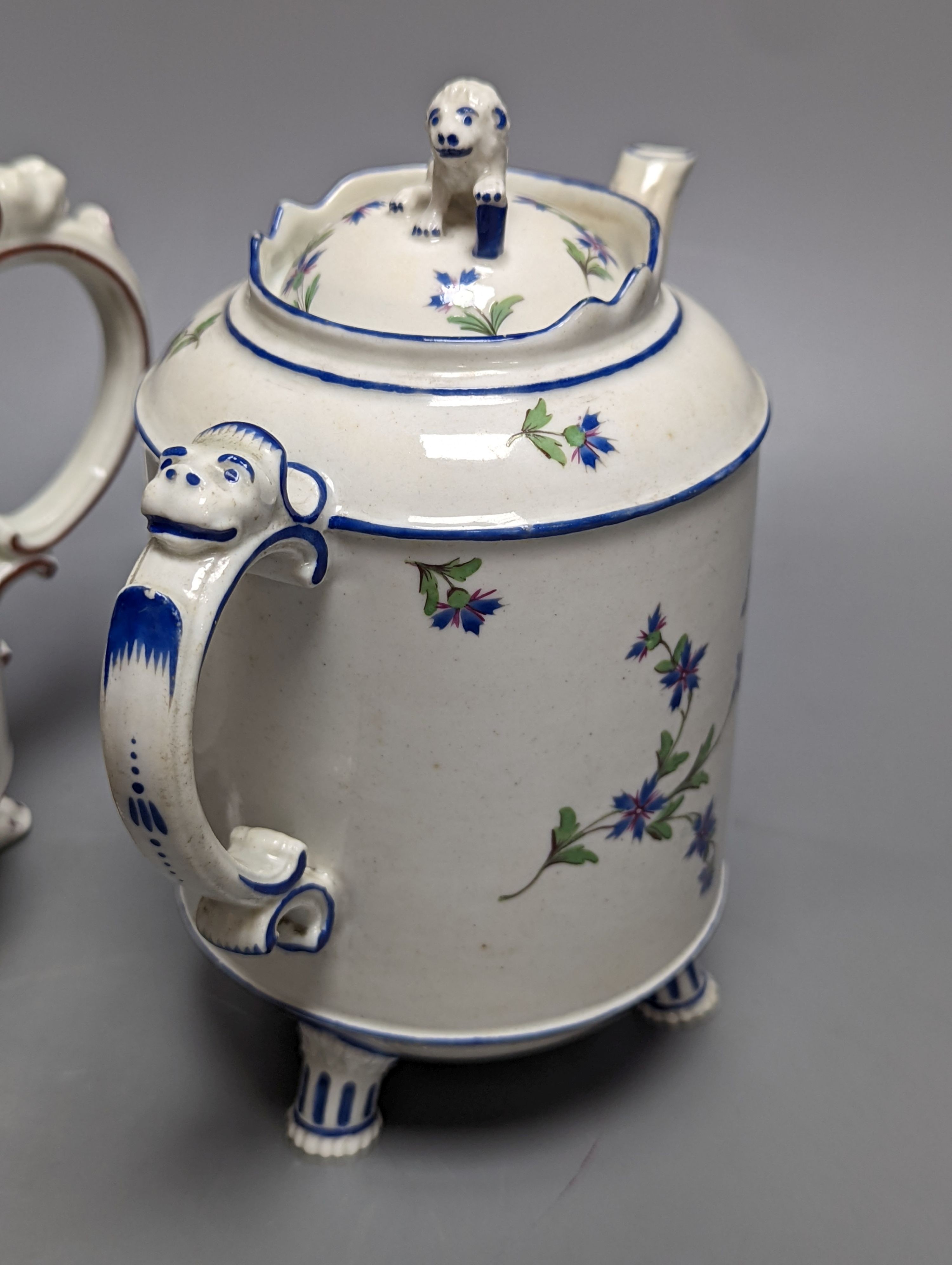 Two late 18th/early 19th century Ludwigsburg teapots and covers, 17cm